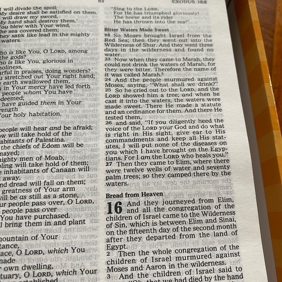 5 Minute Bible Stories with CD. - Picture 4 of 4